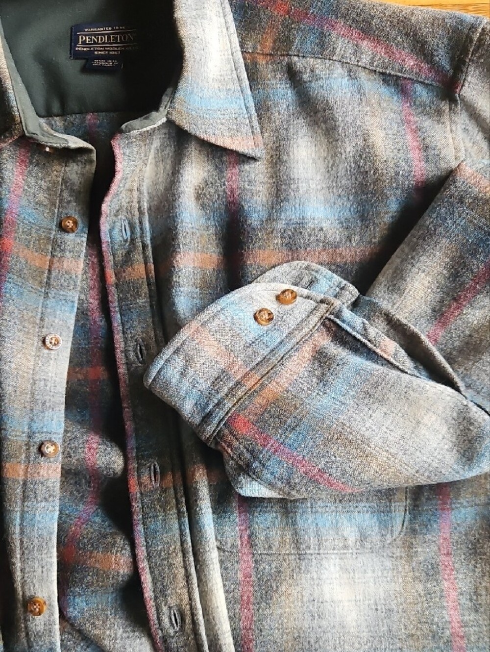 Pendleton Guide Shirt - Picture 4 of 6